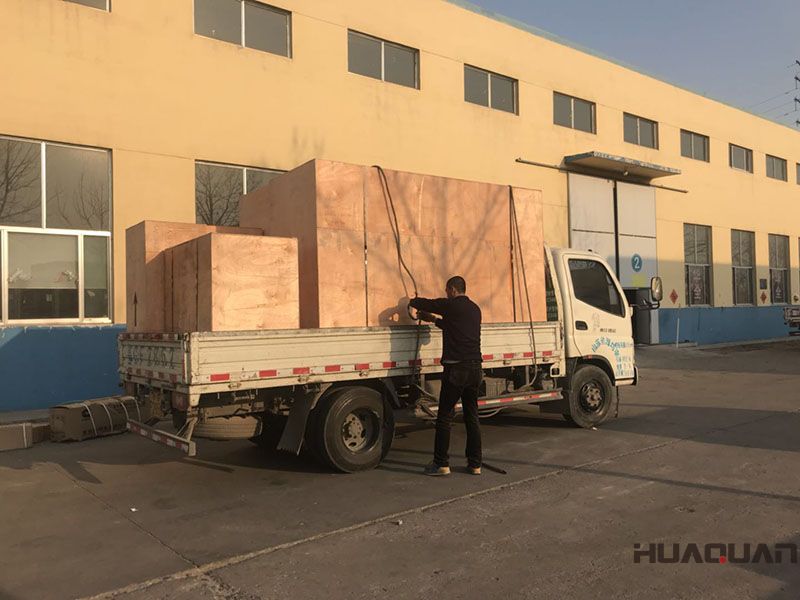 一臺HQ200GF自動化發(fā)電機組在3月15號發(fā)往青島市