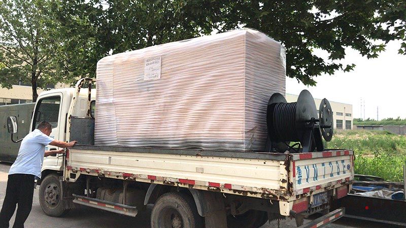 6.8號，一臺HQ35GF靜音箱柴油發(fā)電機(jī)組發(fā)往江蘇鹽城大豐區(qū)