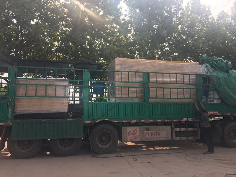 兩臺120kw和300kw靜音箱型柴油發電機組于7月28號發往山東