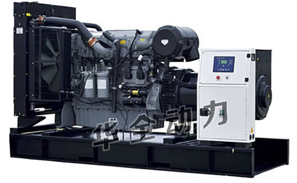 3月26日，馬先生訂購的含棚移動拖車發電機組從華全動力發往山東省